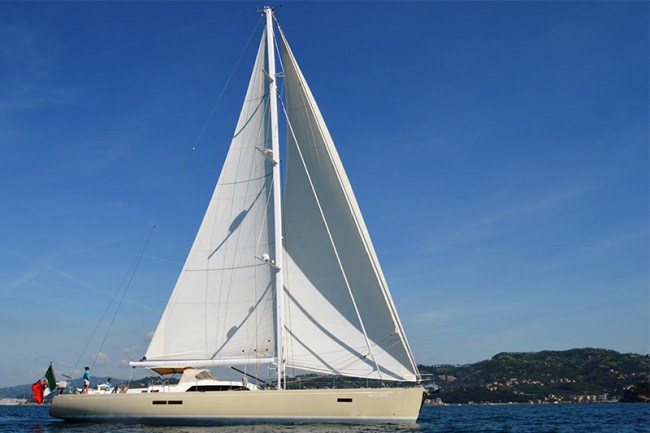 terradimezzo72 charter yacht