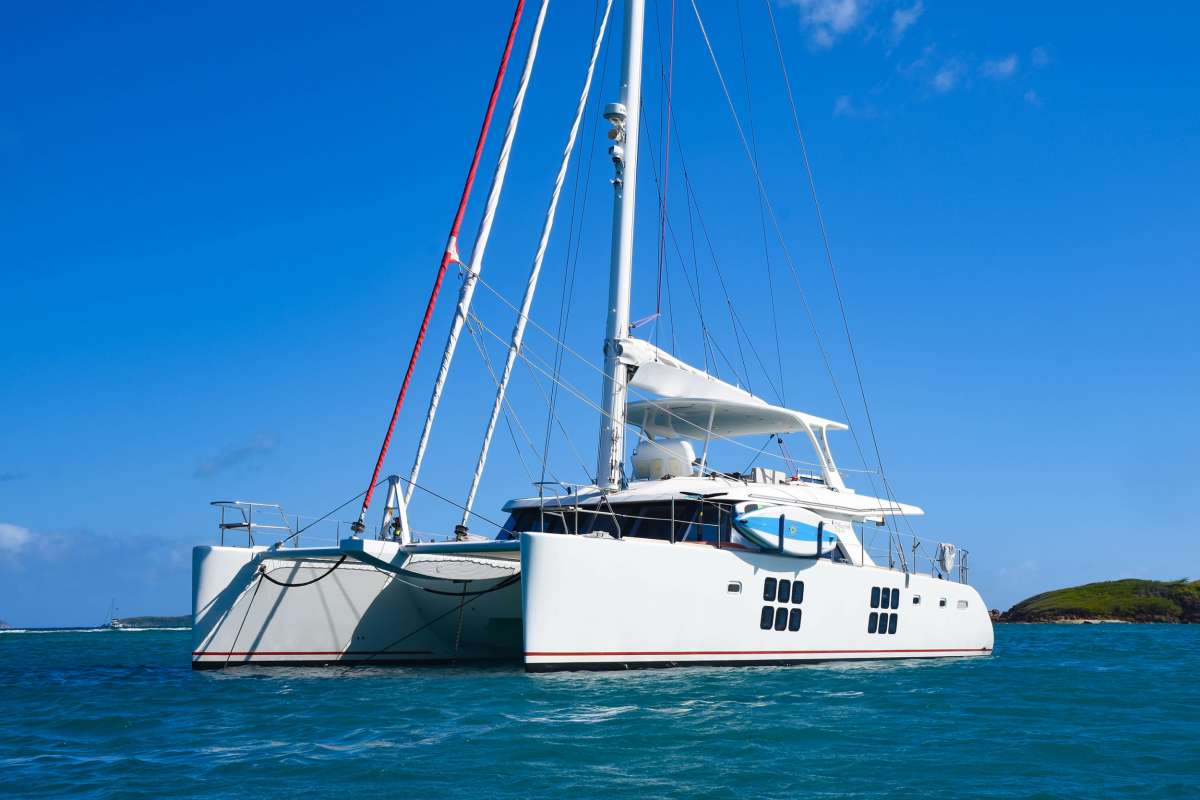 euphoria60 charter yacht
