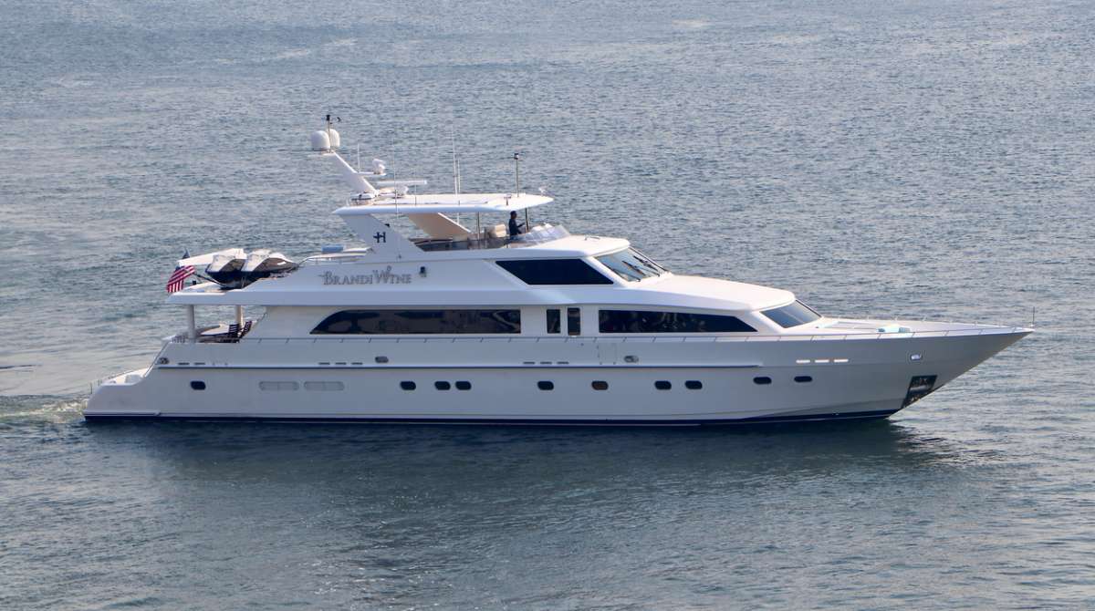 brandiwine114 charter yacht
