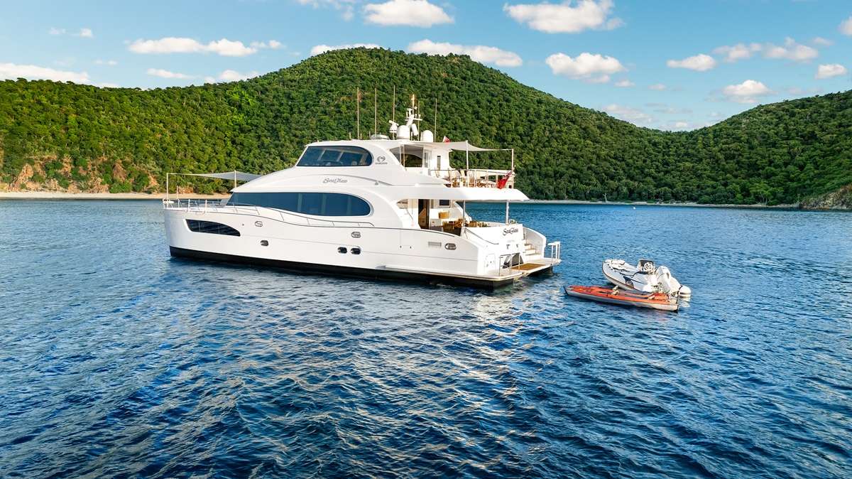 seaglass74 charter yacht