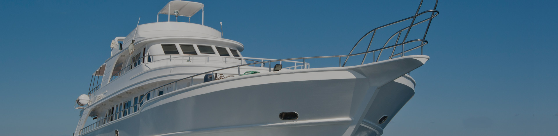 mega yacht charter usa