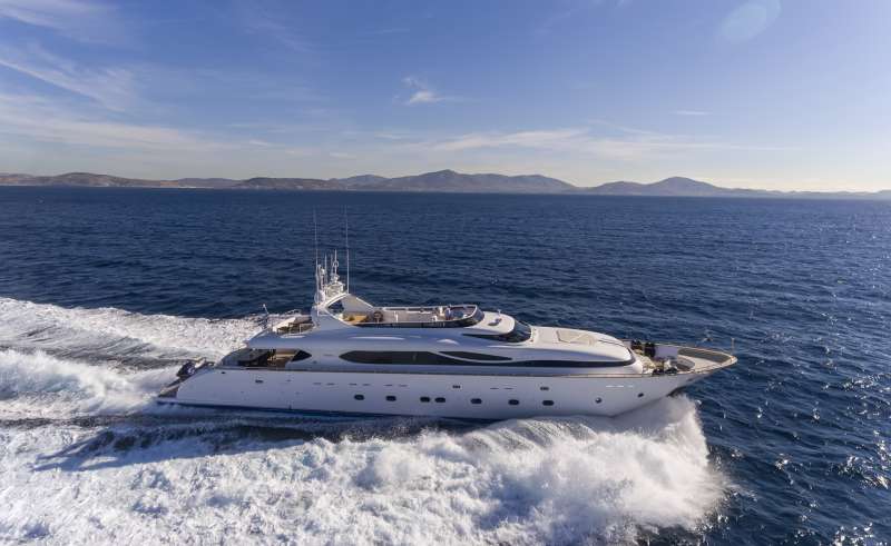 parisa115a charter yacht