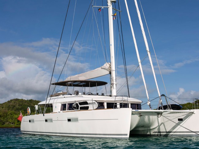sailaway62 charter yacht