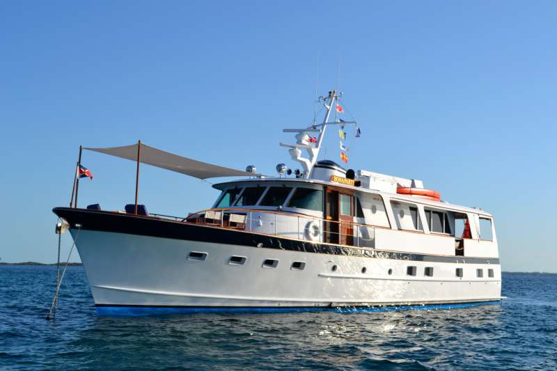 bonaparte70 charter yacht