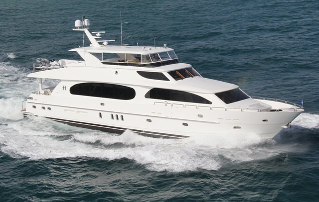 carboncopy101 charter yacht