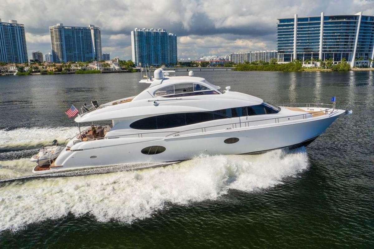 chip84 charter yacht