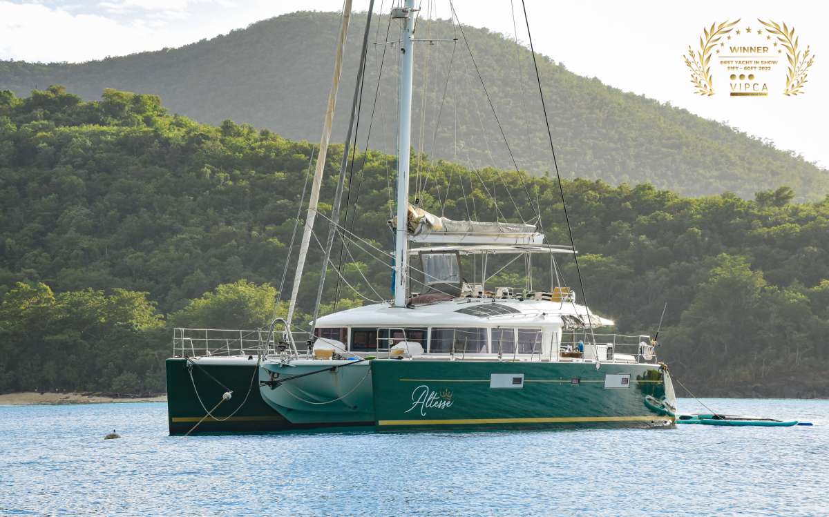 altesse56a charter yacht