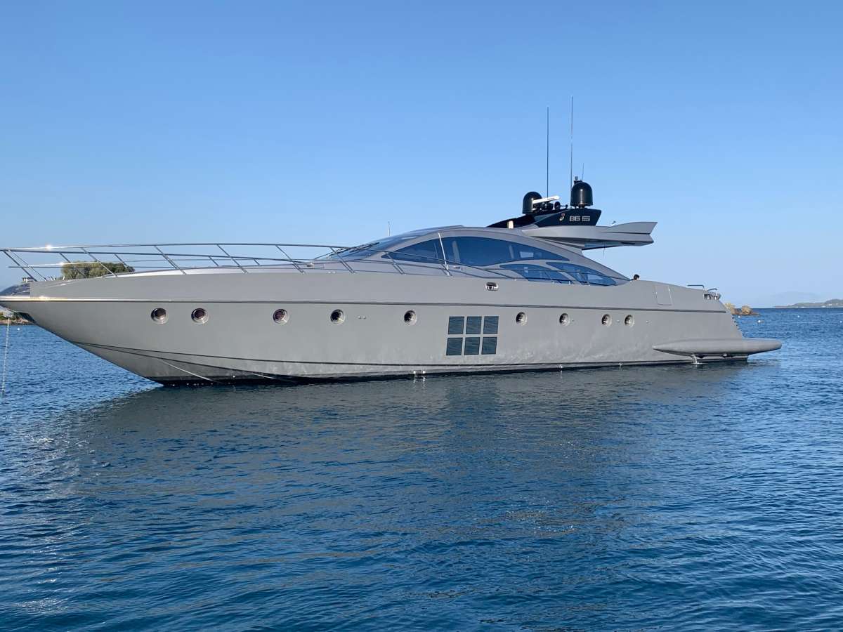 supertoy86 charter yacht