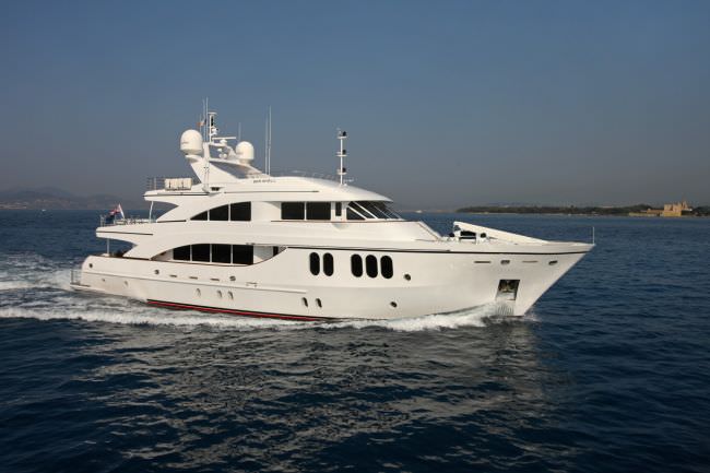 seashell110 charter yacht