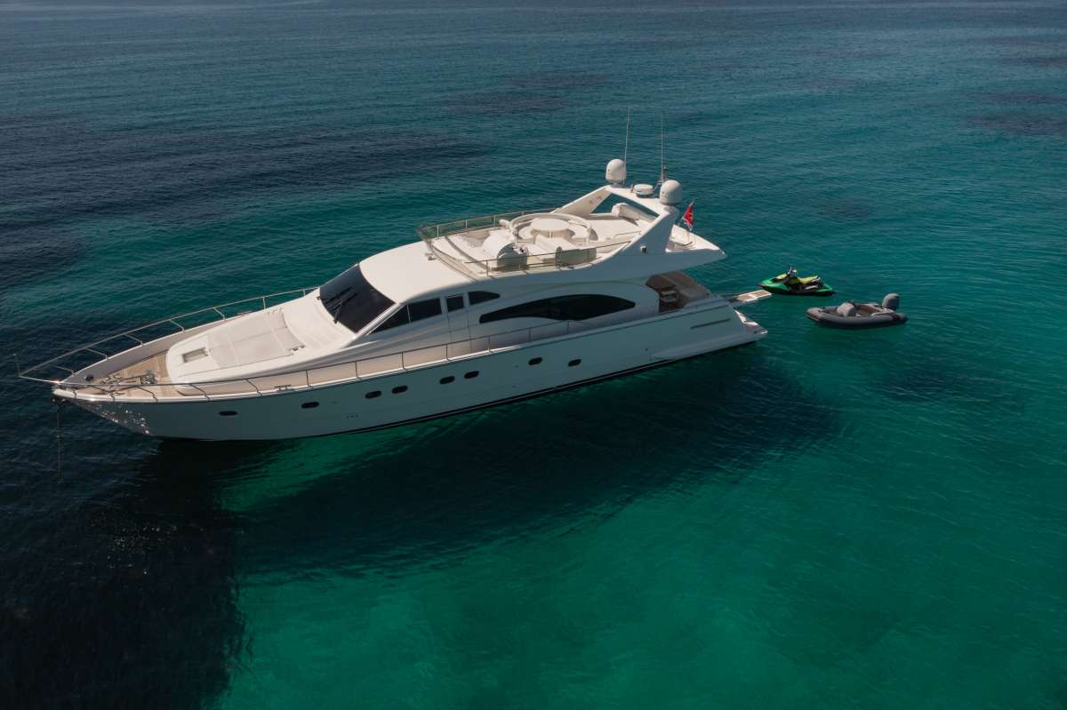 simplybrilliant69a charter yacht