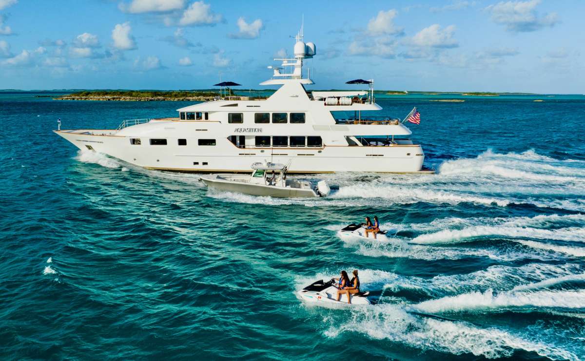 aquasition142 charter yacht