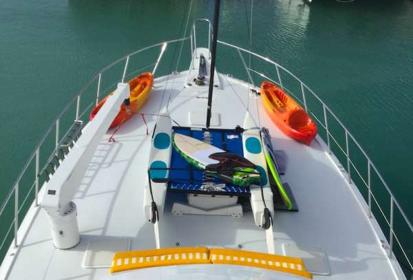 Foredeck with seating & toys