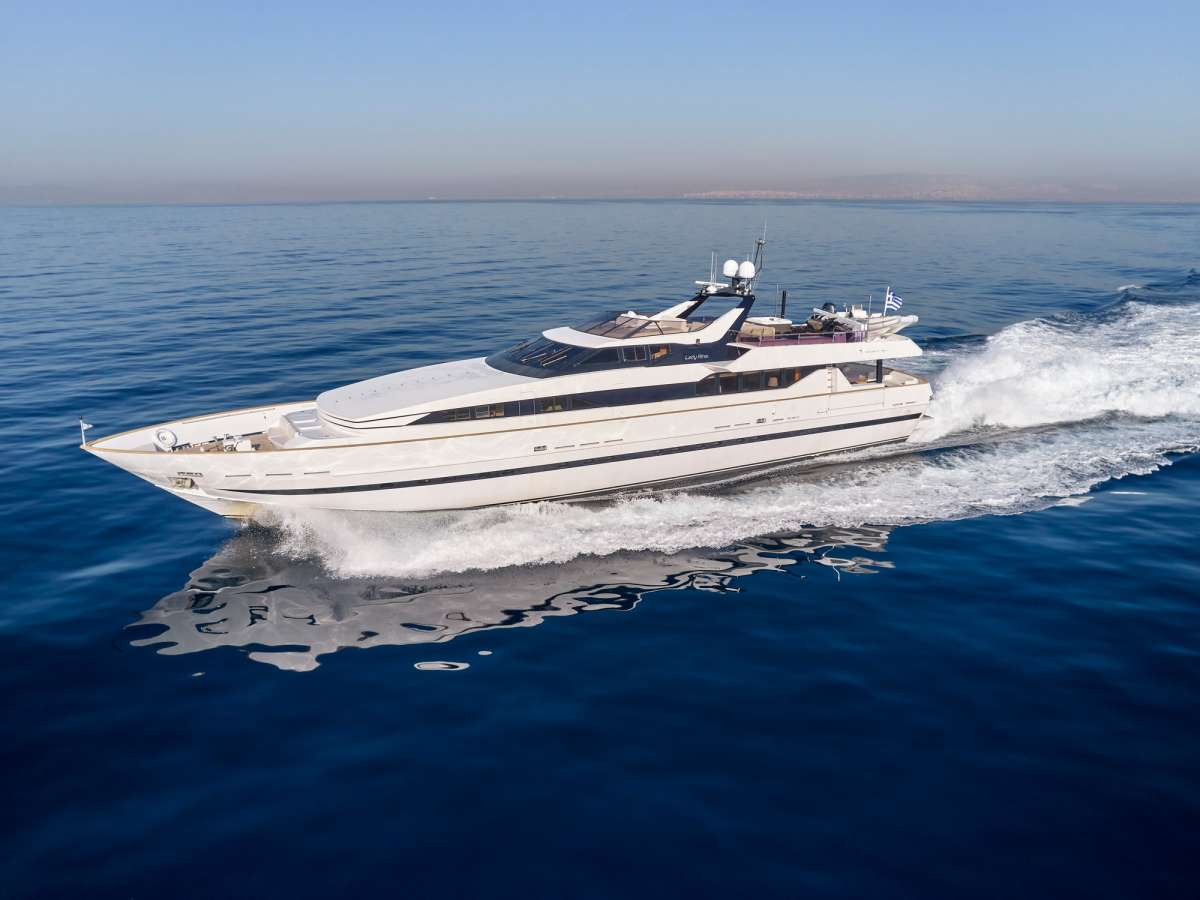ladyrina120 charter yacht