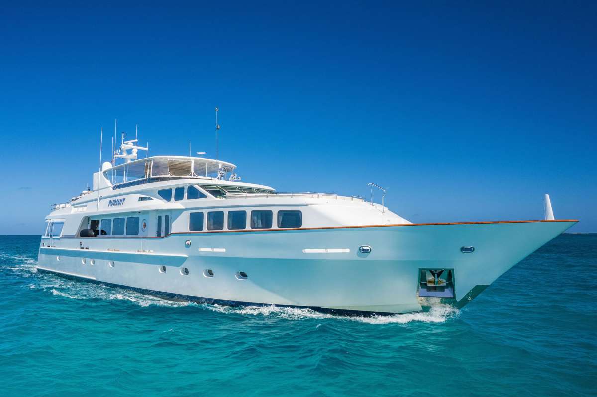 haven124 charter yacht