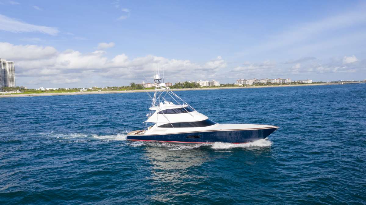 speculator92 charter yacht