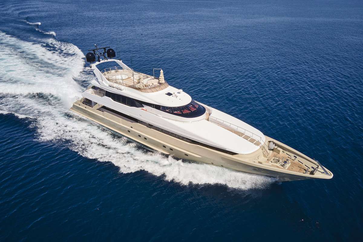 daloli145 charter yacht