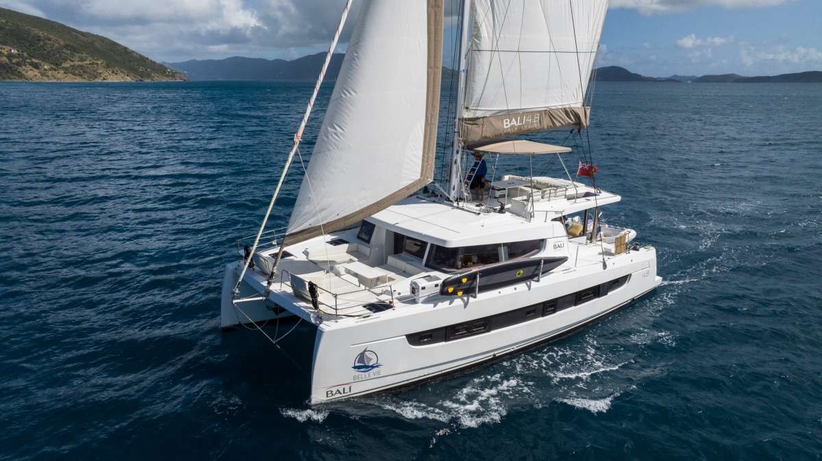 bellevie49 charter yacht