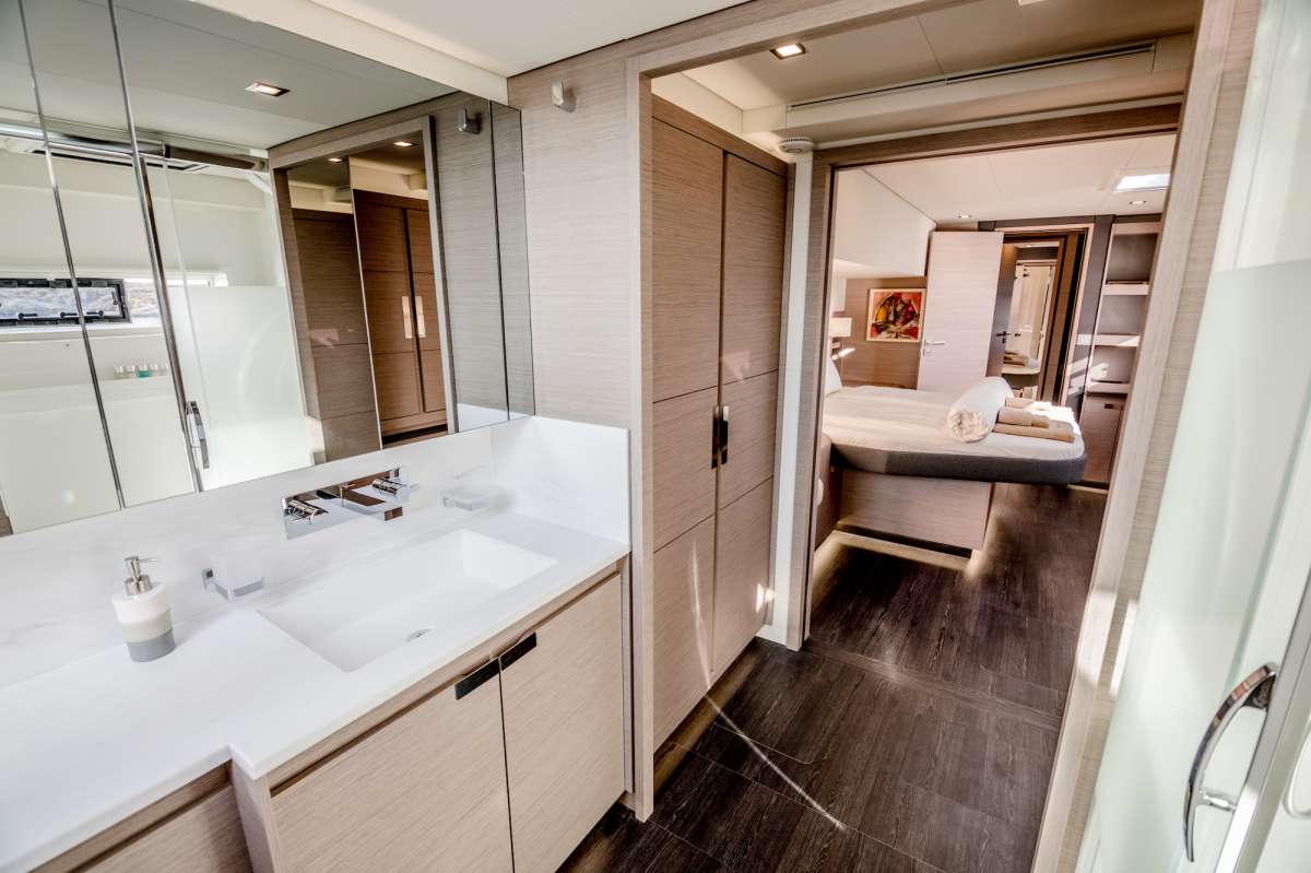 Master bathroom with direct access to aft deck