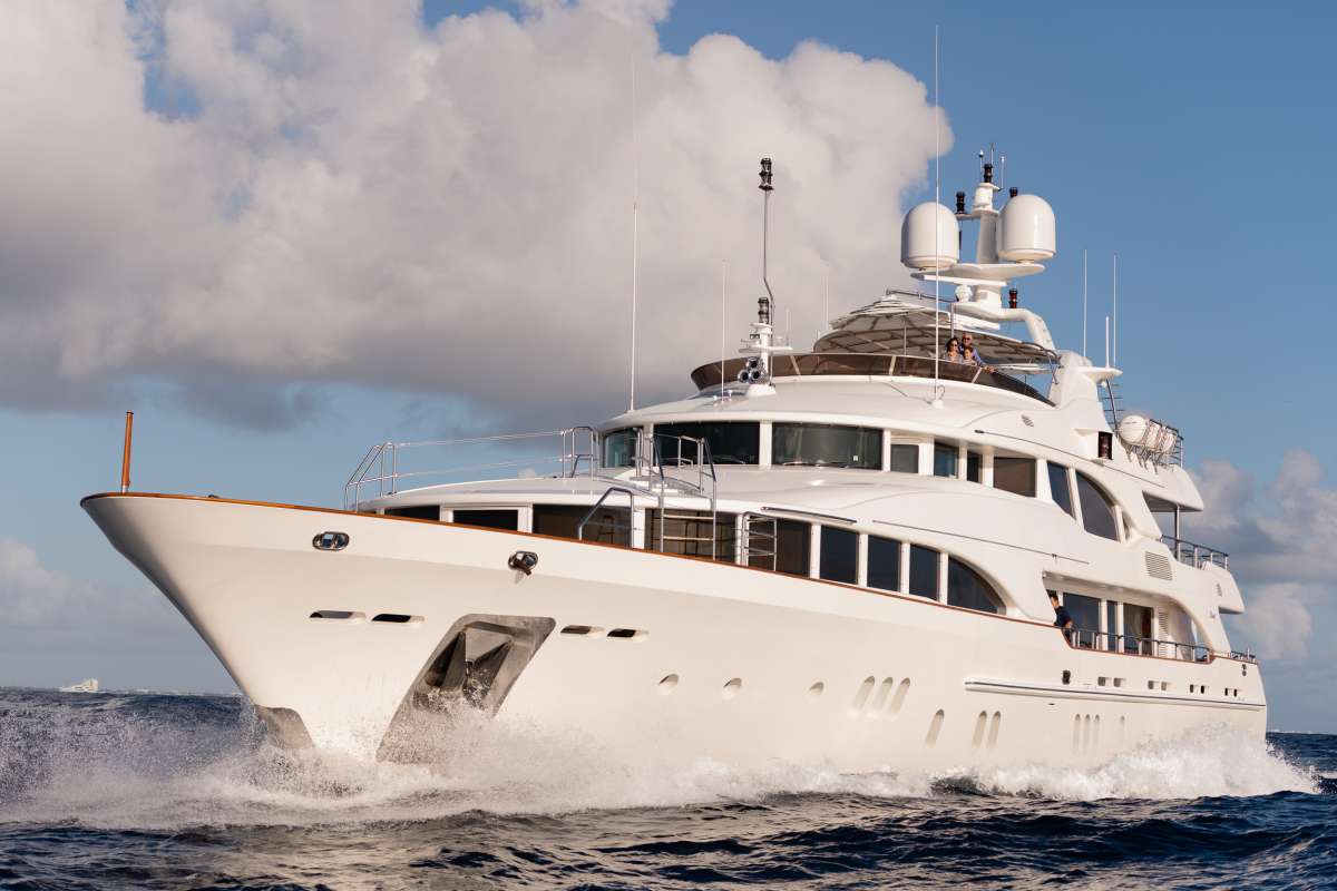 alegria143 charter yacht