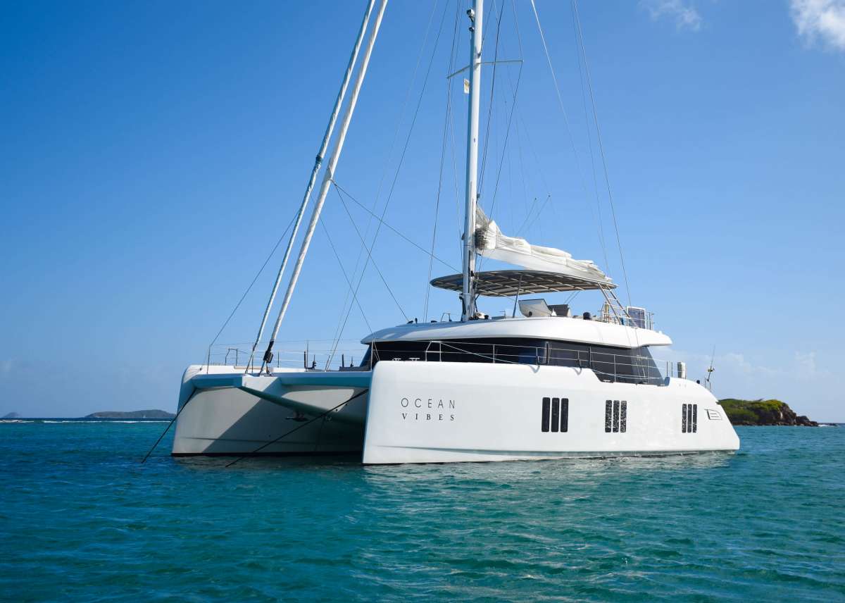 oceanvibes74 charter yacht