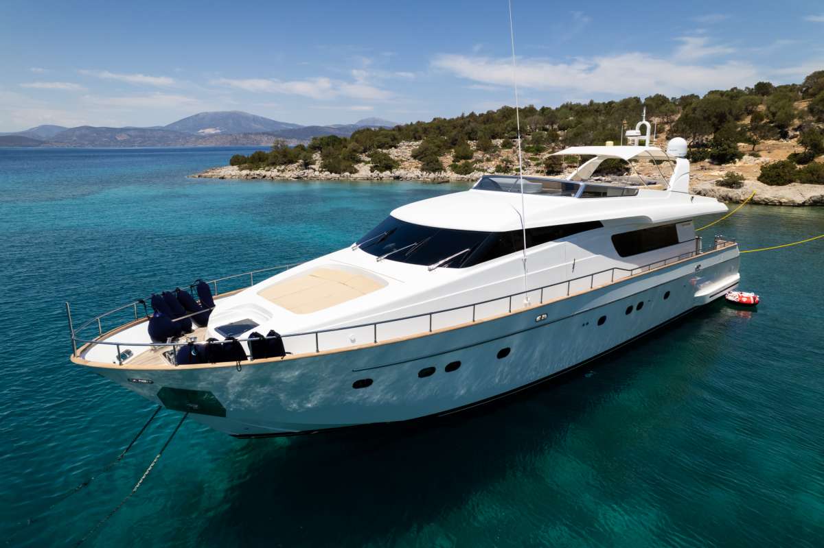 alegria82 charter yacht