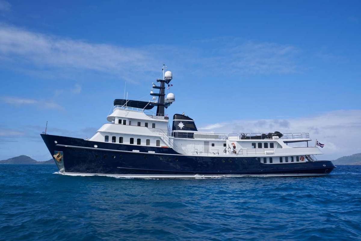 asteria160 charter yacht