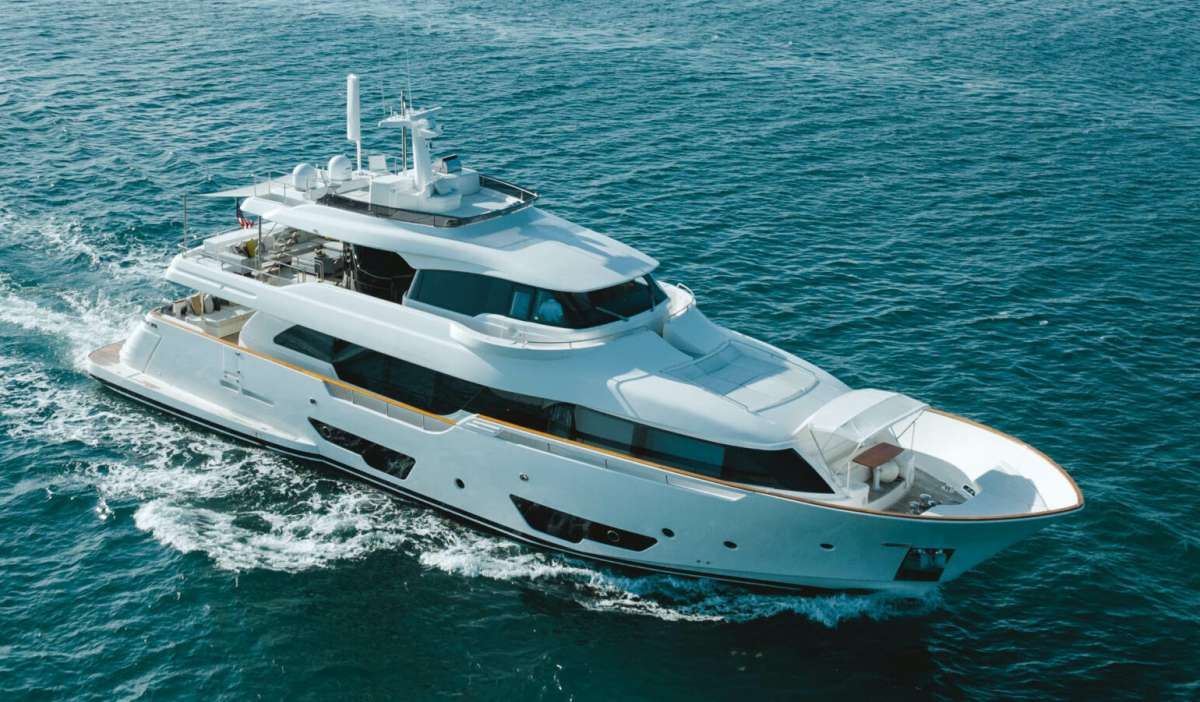 bonusround94 charter yacht
