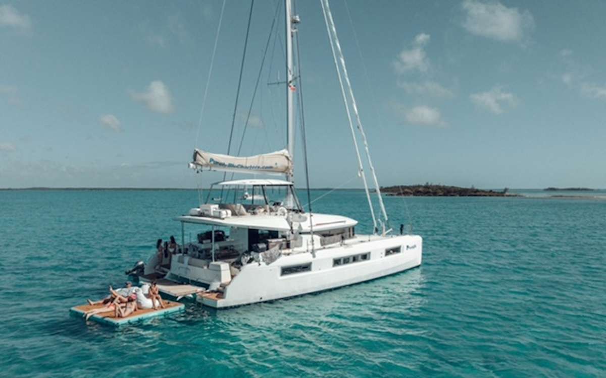 purelyblu50 charter yacht