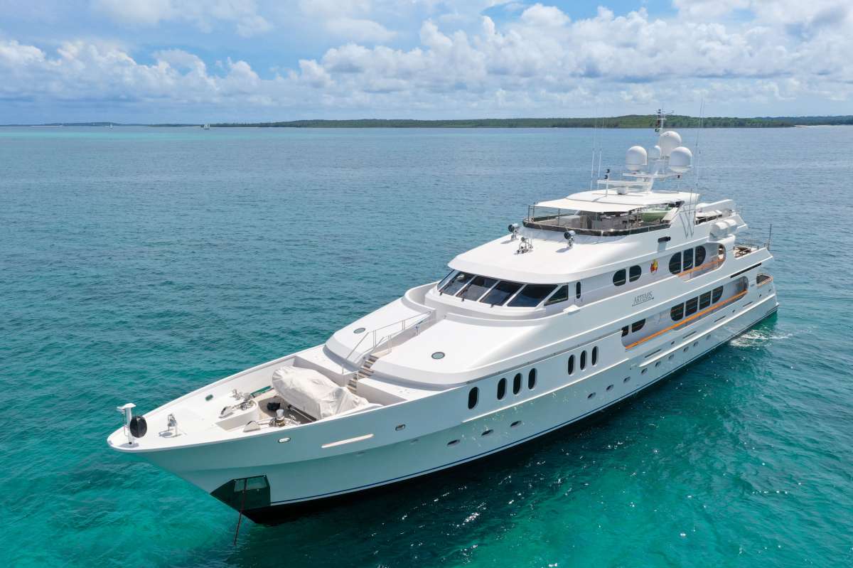 artemis150 charter yacht
