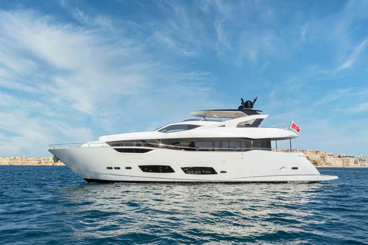 newedge92 charter yacht