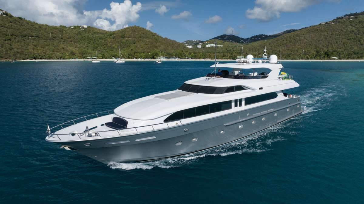outtatouch104 charter yacht