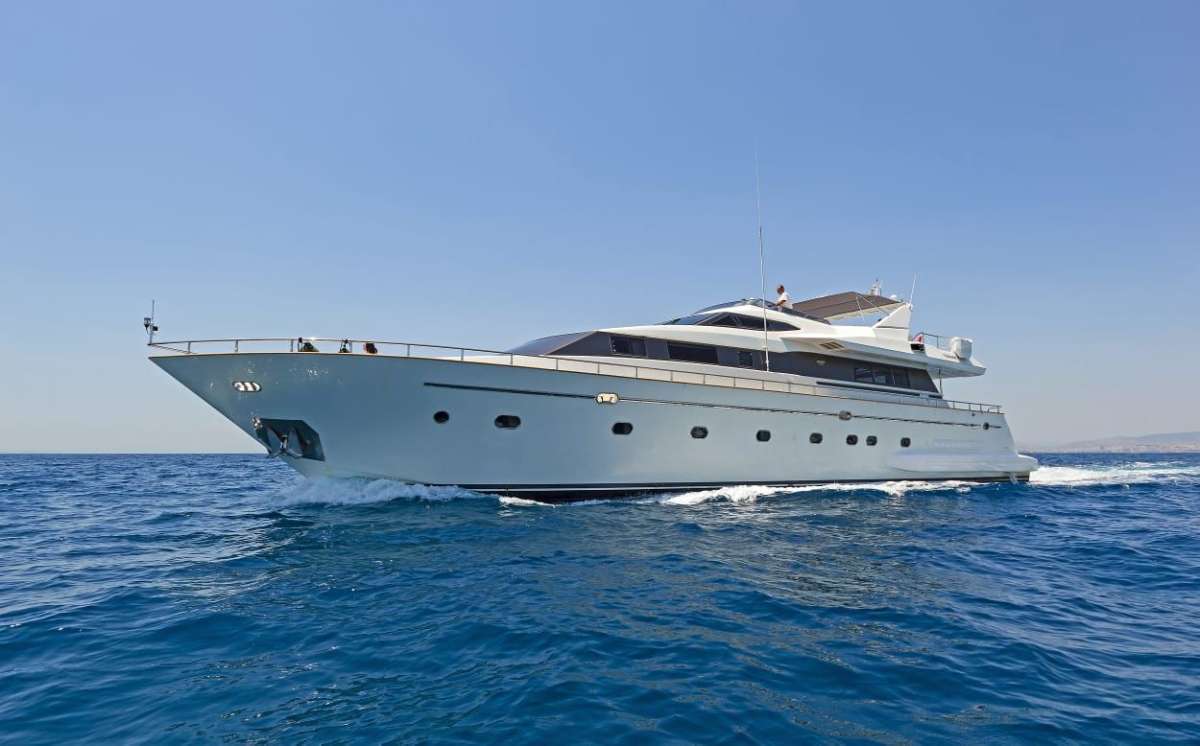 illyaf91 charter yacht