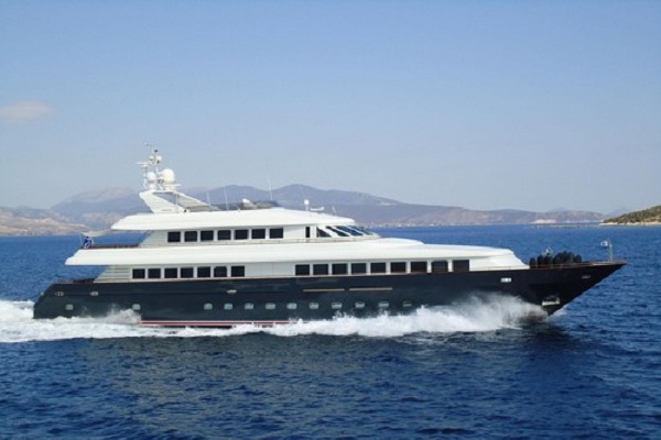 jaan138 charter yacht