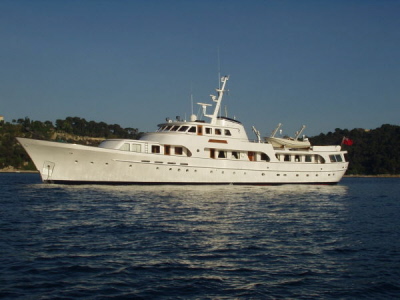 secretlife148 charter yacht