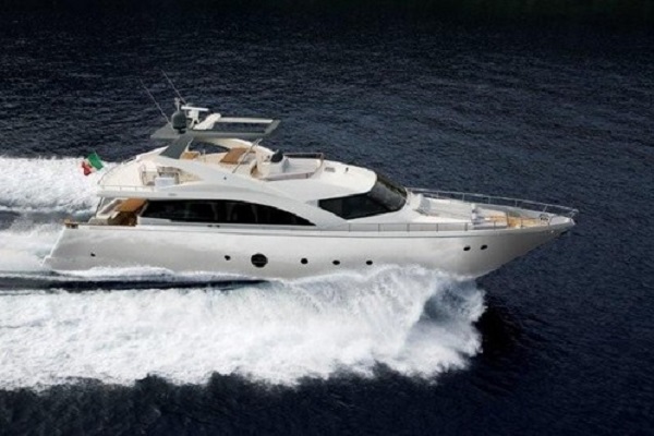 ulisse80 charter yacht