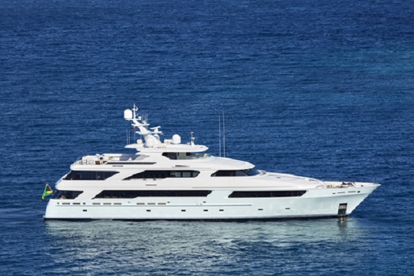 victoriadelmar164 charter yacht